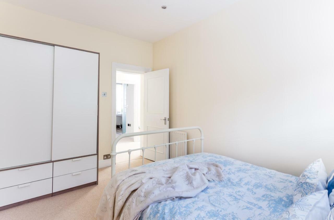 Apartamento Logan Mews By Lime Street Londres Exterior foto